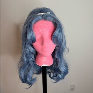Necia’s Hairstyling Custom Blue 60s wig
